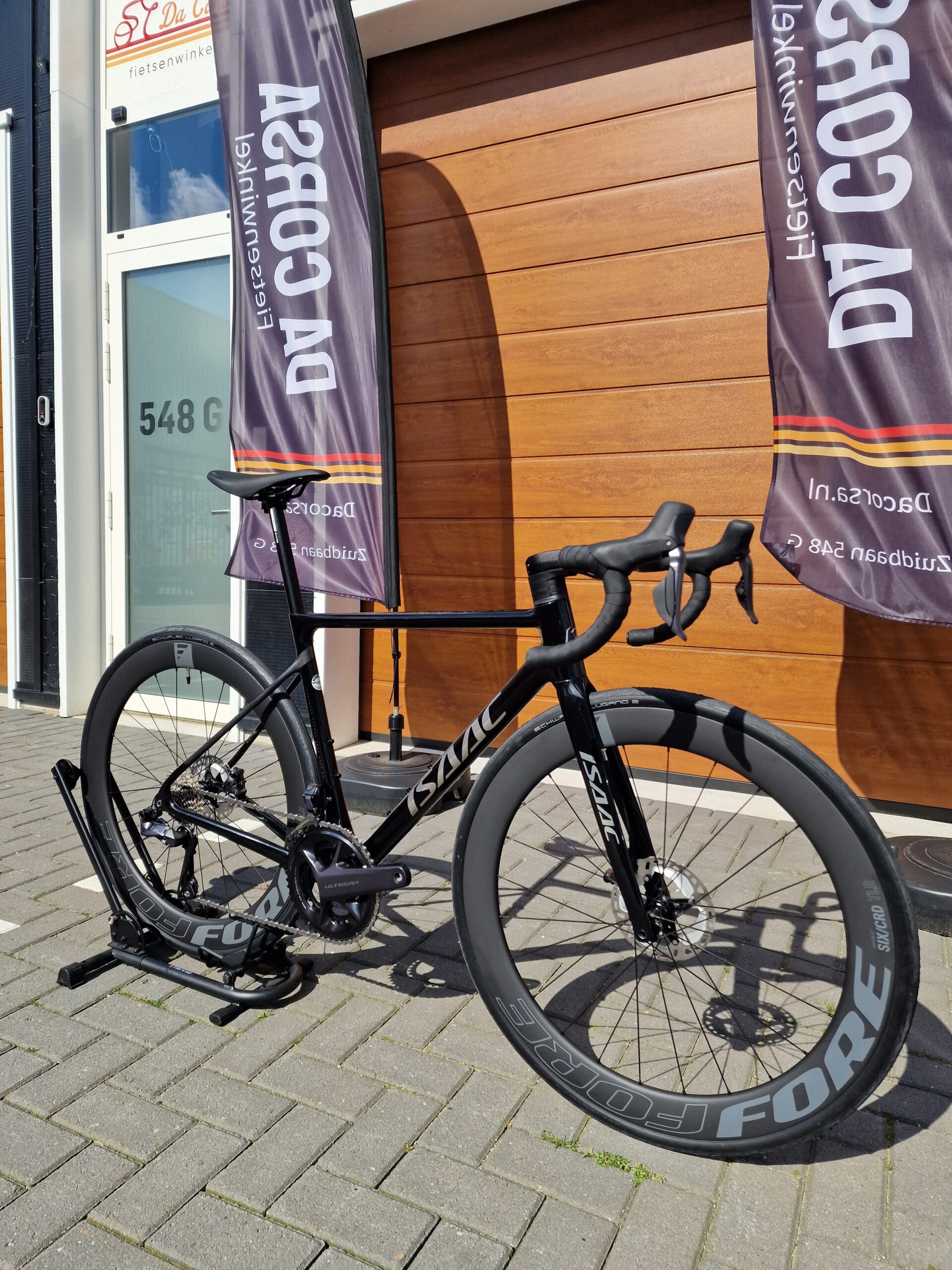 Isaac Element Chrome Black M Ultegra DI2 - Image 15