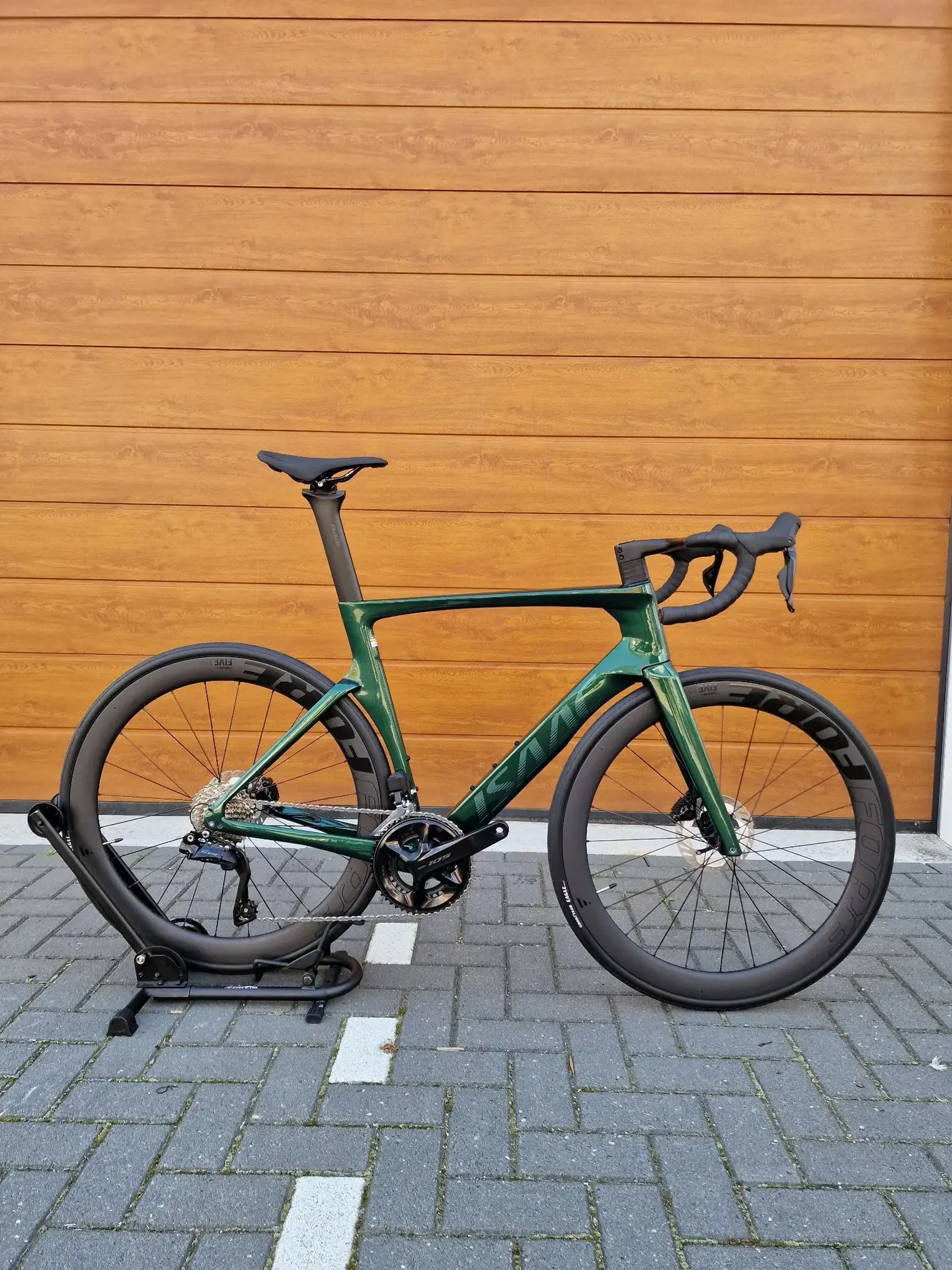 Isaac Meson 105 Di2 Jade Green Maat L