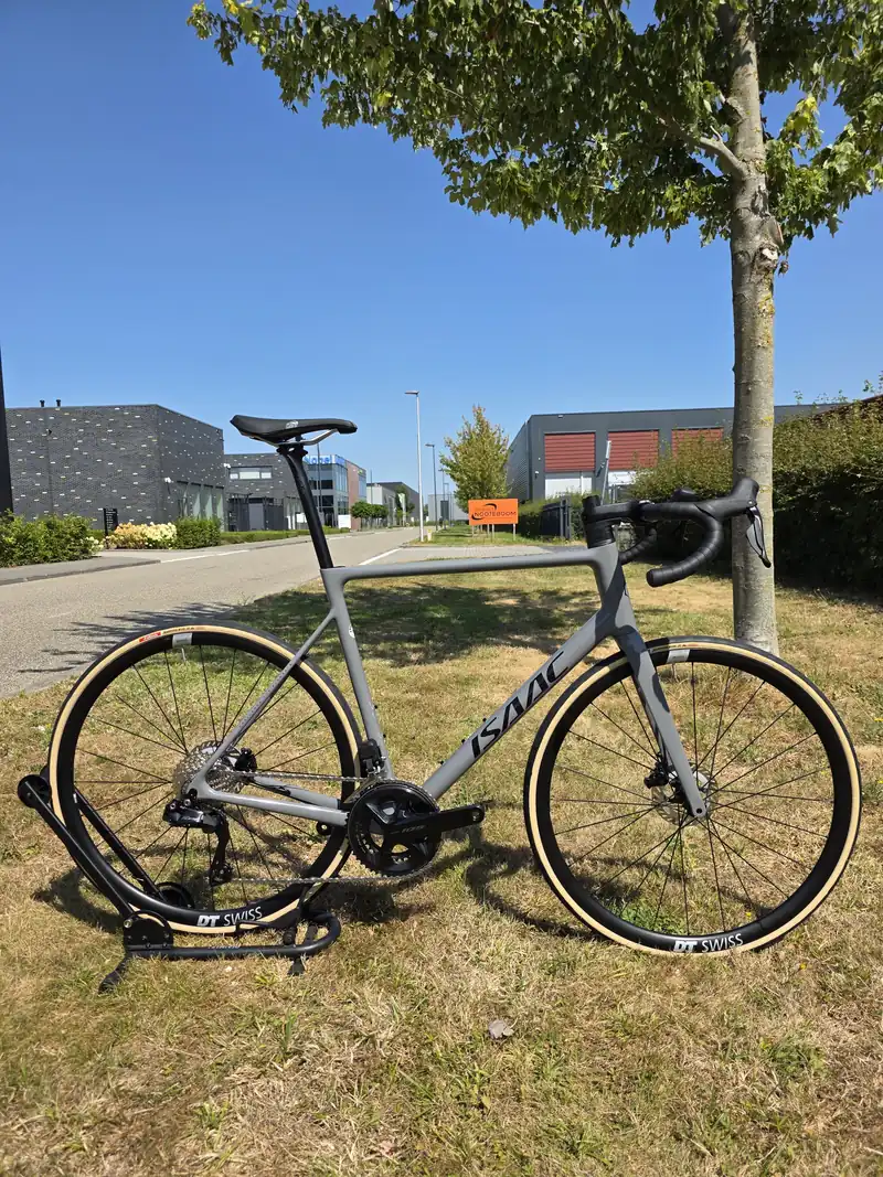 Isaac Element Granite Grey XL Shimano 105 Di2 12-speed